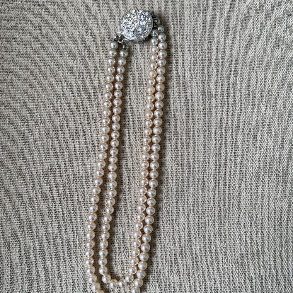 Sarah Coventry Cream and Silver Necklace with Rhinestone Accent
